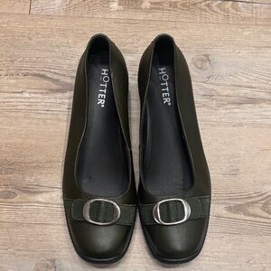 Hotter Made In England Women's Olive Green Buckle Ballet Flat Shoes